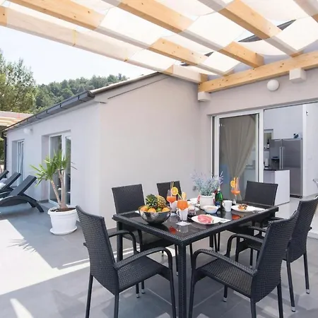 Appartamento Crnja Luka With Sea View I *