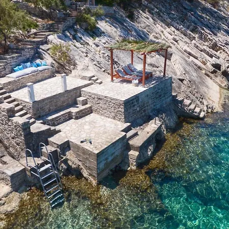 Crnja Luka With Sea View I *